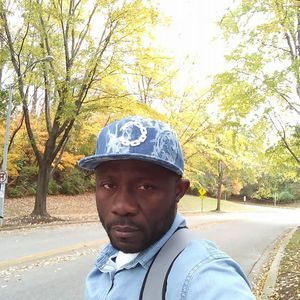 Meet your Posher, Yves lucien